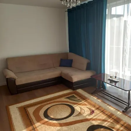 Deluxe Apartament Brasov Апартаменти Брашов