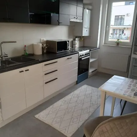 Deluxe Apartament Brasov Брашов