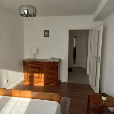 Апартаменти Deluxe Apartament Brasov
